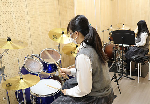 大阪成蹊女子高等学校 音楽研究棟