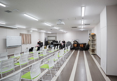 大阪成蹊女子高等学校 音楽研究棟